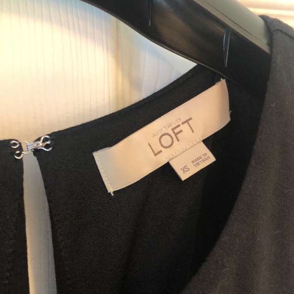 ⭐️ LOFT Black Sleeveless Dress - Picture 5 of 8